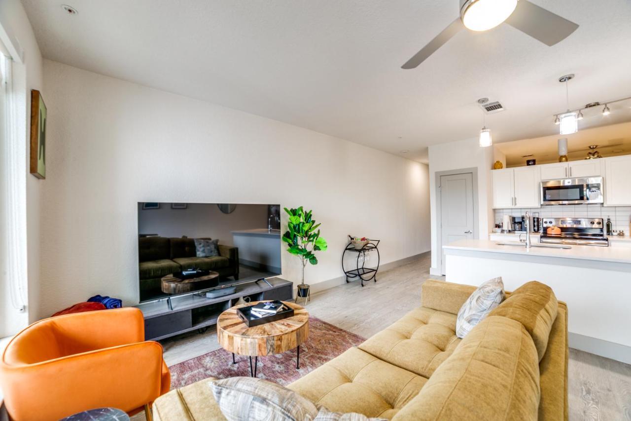 Downtown Apartment With Riverwalk Views Free Parking Pet Friendly Centrally Located On The Riverwalk San Antonio Exterior photo